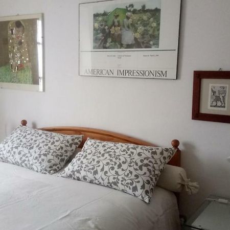 Casa Bartolacci Cozy Apartment 毕威格利亚努 外观 照片