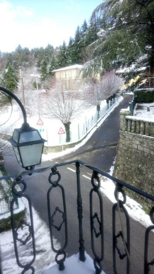 Casa Bartolacci Cozy Apartment 毕威格利亚努 外观 照片